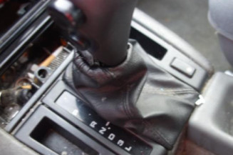 Pretensionneur de ceinture avant droit RENAULT SAFRANE