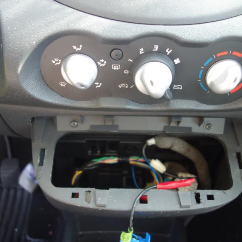 Bras essuie glace arriere RENAULT TWINGO 2 Photo n°8