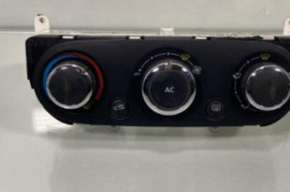 Commande chauffage RENAULT CLIO 4 Photo n°1