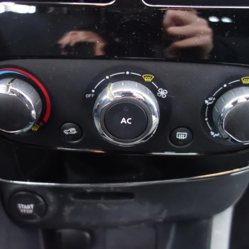 Commande chauffage RENAULT CLIO 4 Photo n°10