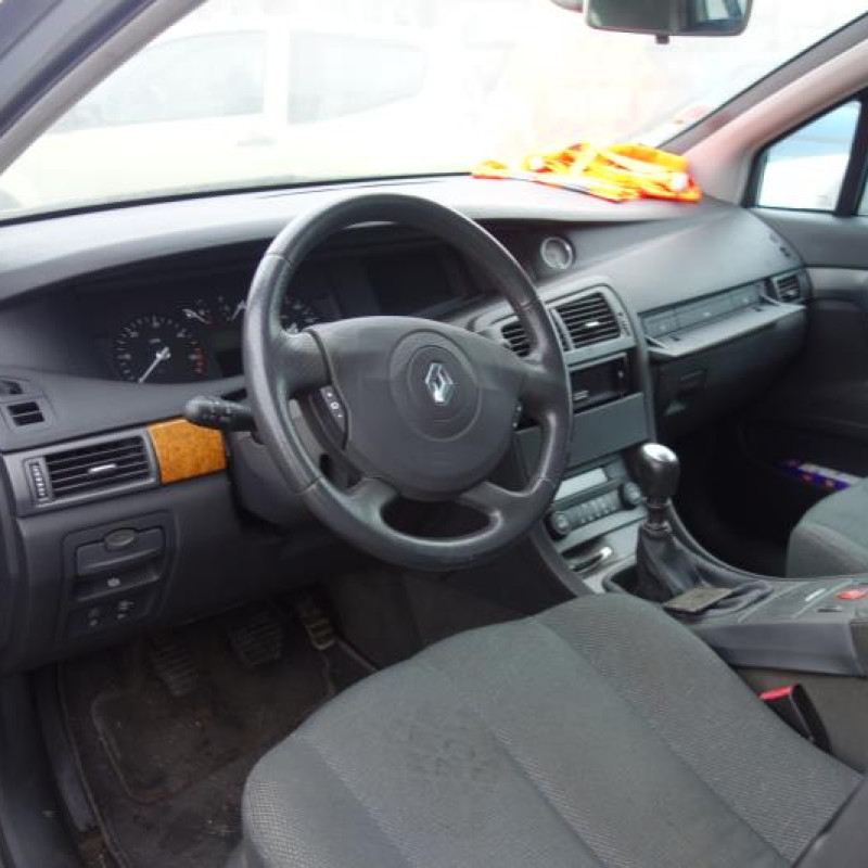 Pretensionneur de ceinture arriere gauche RENAULT VEL SATIS Photo n°8