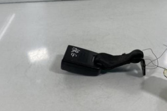 Attache ceinture arriere gauche RENAULT CLIO 1