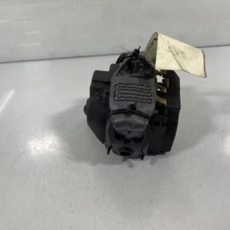 Ceinture arriere droit RENAULT CLIO 1
