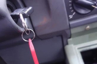Ceinture arriere gauche RENAULT CLIO 1