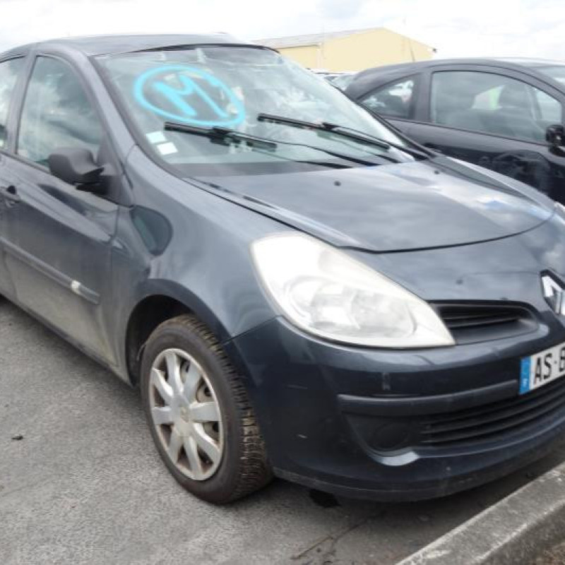 Pretensionneur de ceinture avant droit RENAULT CLIO 3 Photo n°5