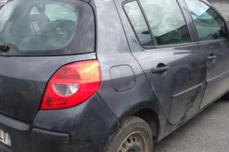 Pretensionneur de ceinture avant droit RENAULT CLIO 3