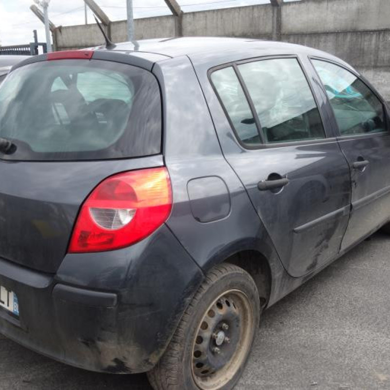 Pretensionneur de ceinture avant droit RENAULT CLIO 3 Photo n°6