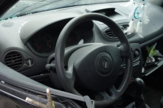 Pretensionneur de ceinture avant droit RENAULT CLIO 3