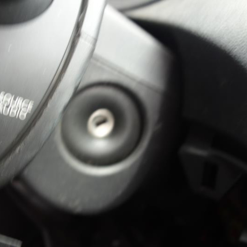 Pretensionneur de ceinture avant droit RENAULT CLIO 3 Photo n°11