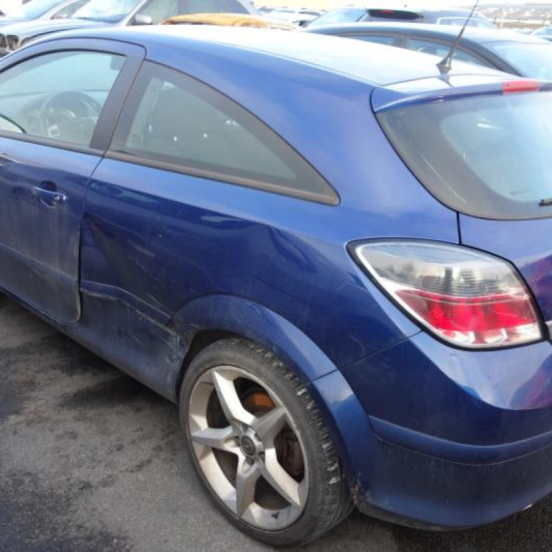 Malle/Hayon arriere OPEL ASTRA H Photo n°5