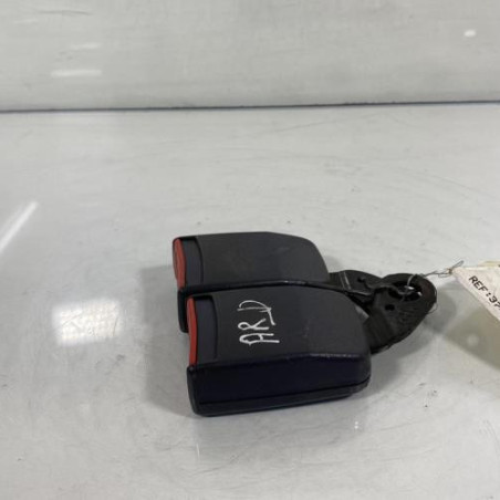 Attache ceinture arriere droit RENAULT ESPACE 3