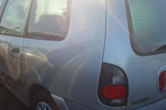 Interrupteur de leve vitre avant droit RENAULT GRAND ESPACE 3