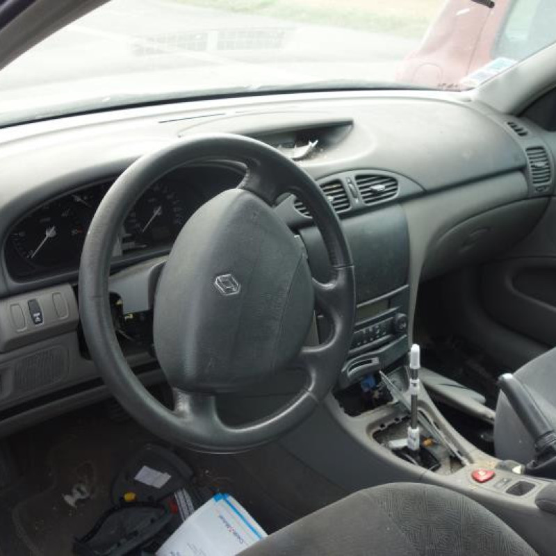 Aile avant gauche RENAULT LAGUNA 2 Photo n°7