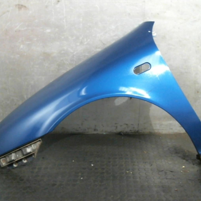 Aile avant gauche SEAT TOLEDO 2 Photo n°1