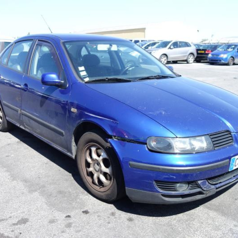 Malle/Hayon arriere SEAT TOLEDO 2 Photo n°4