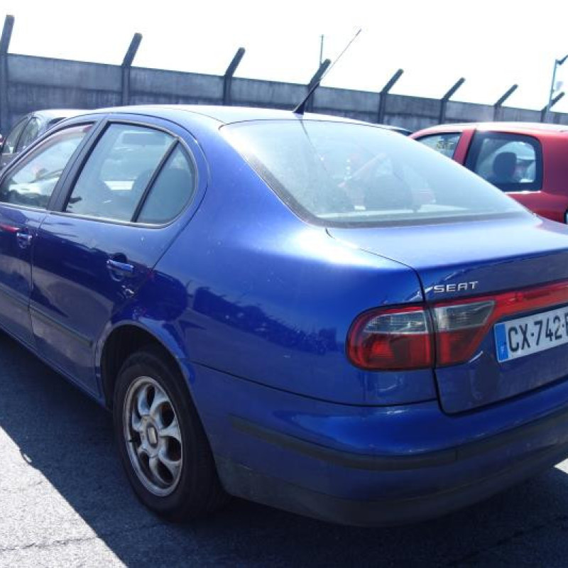 Malle/Hayon arriere SEAT TOLEDO 2 Photo n°6