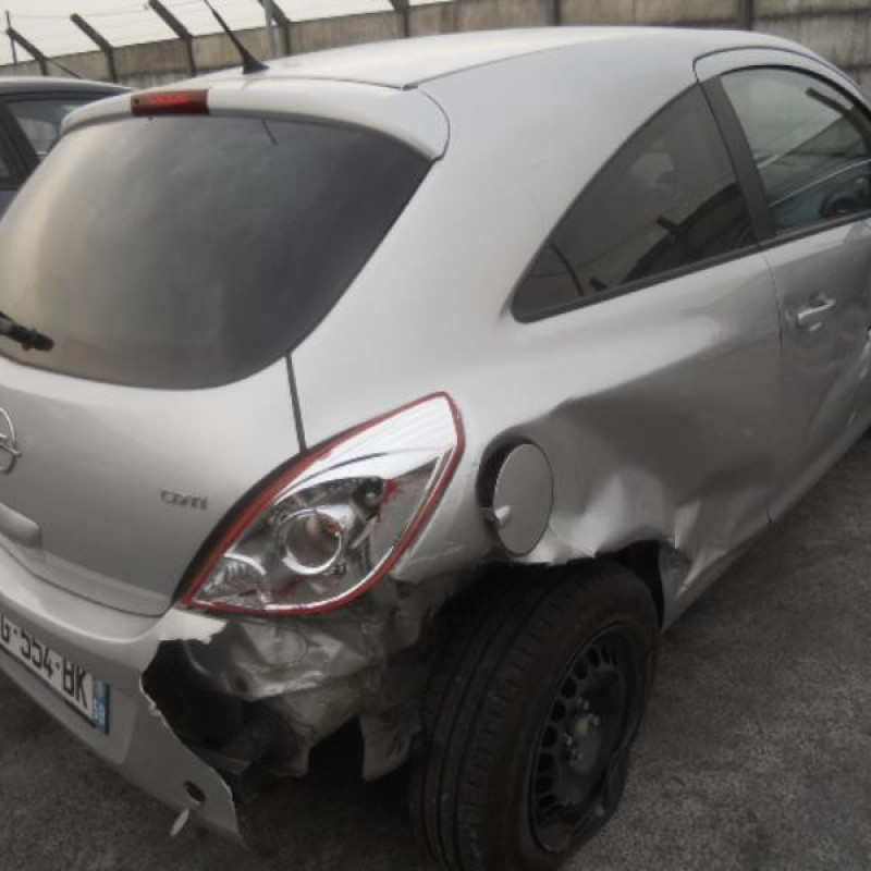 Compresseur clim OPEL CORSA D Photo n°6