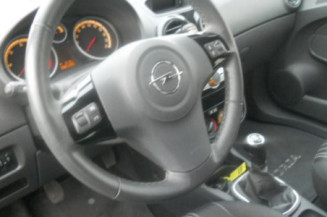 Compresseur clim OPEL CORSA D