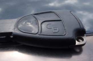 Porte avant droit MERCEDES CLASSE C 203