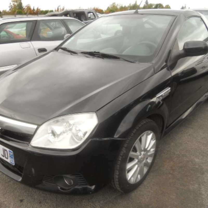 Compresseur clim OPEL TIGRA 2 Photo n°4
