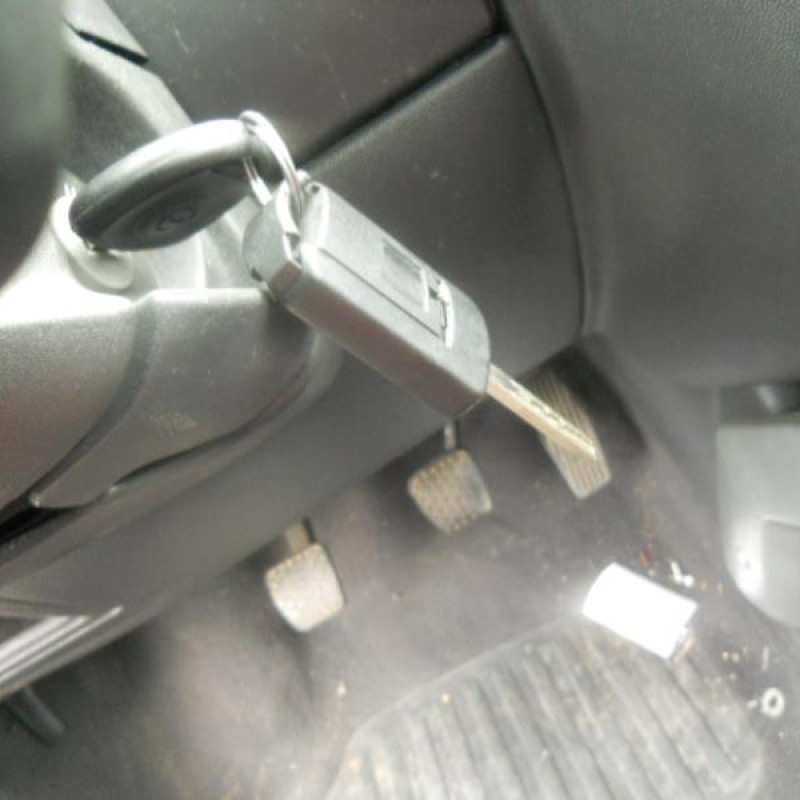 Compresseur clim OPEL TIGRA 2 Photo n°12