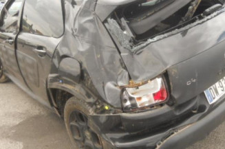 Serrure avant droit CITROEN C4 CACTUS