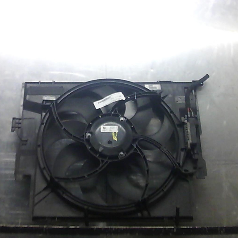 Moto ventilateur radiateur BMW SERIE 1 F20 Photo n°2