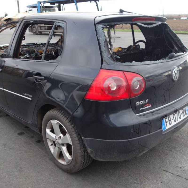 Renfort pare choc arriere (traverse) VOLKSWAGEN GOLF 5 Photo n°4