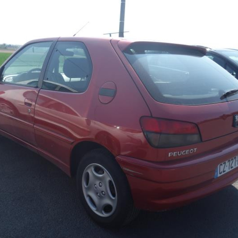 Feu arriere principal droit (feux) PEUGEOT 306 Photo n°6