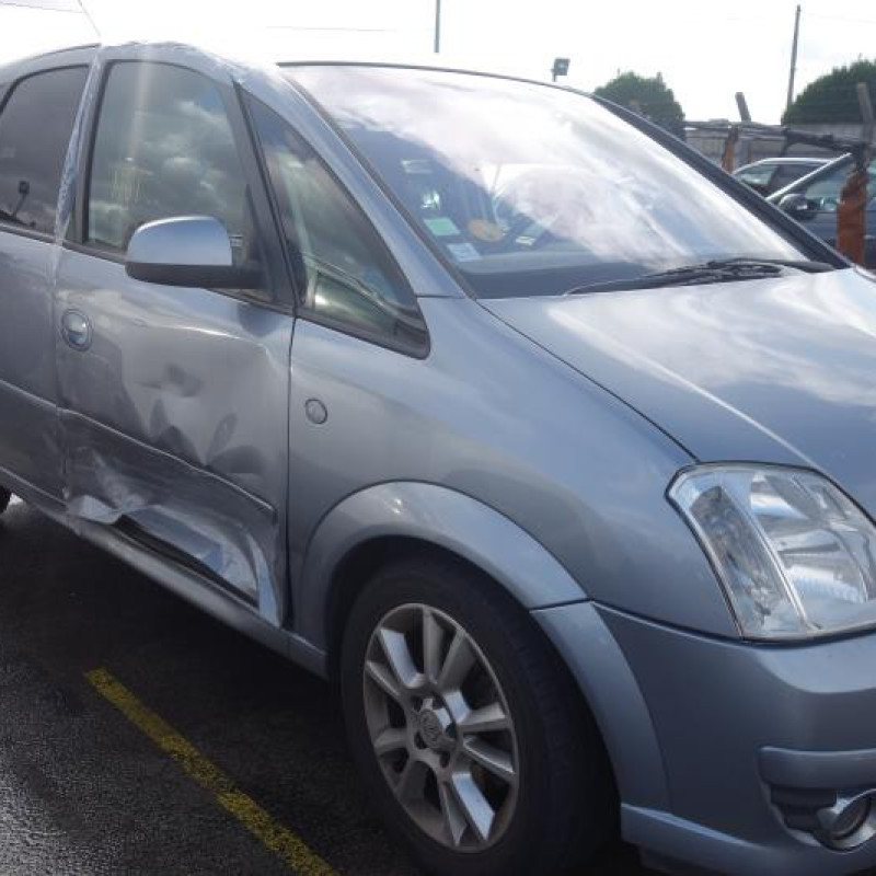 Feu arriere principal gauche (feux) OPEL MERIVA A Photo n°4