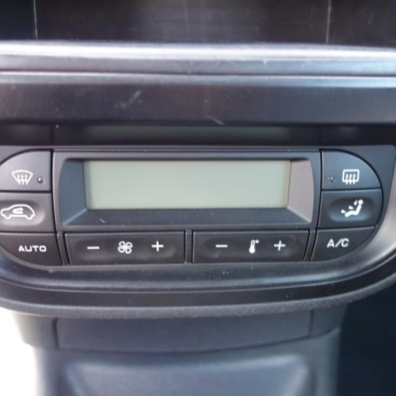 Malle/Hayon arriere CITROEN C3 PLURIEL Photo n°8