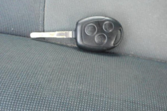 Leve vitre electrique avant gauche FORD FIESTA 6