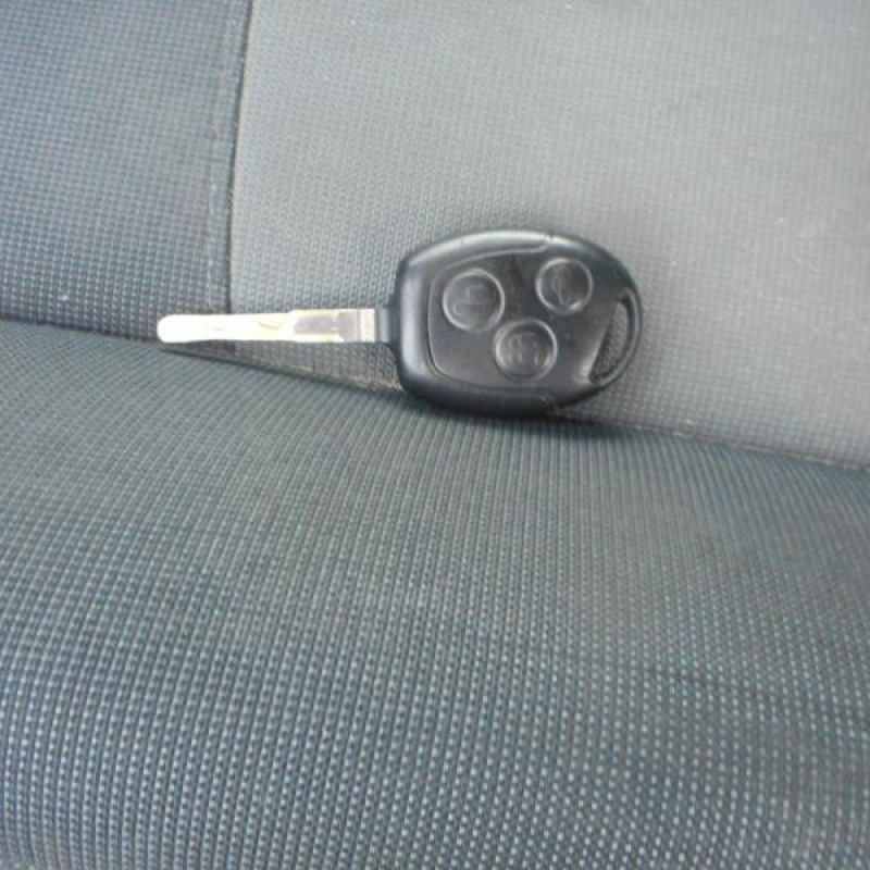 Leve vitre electrique avant gauche FORD FIESTA 6 Photo n°9