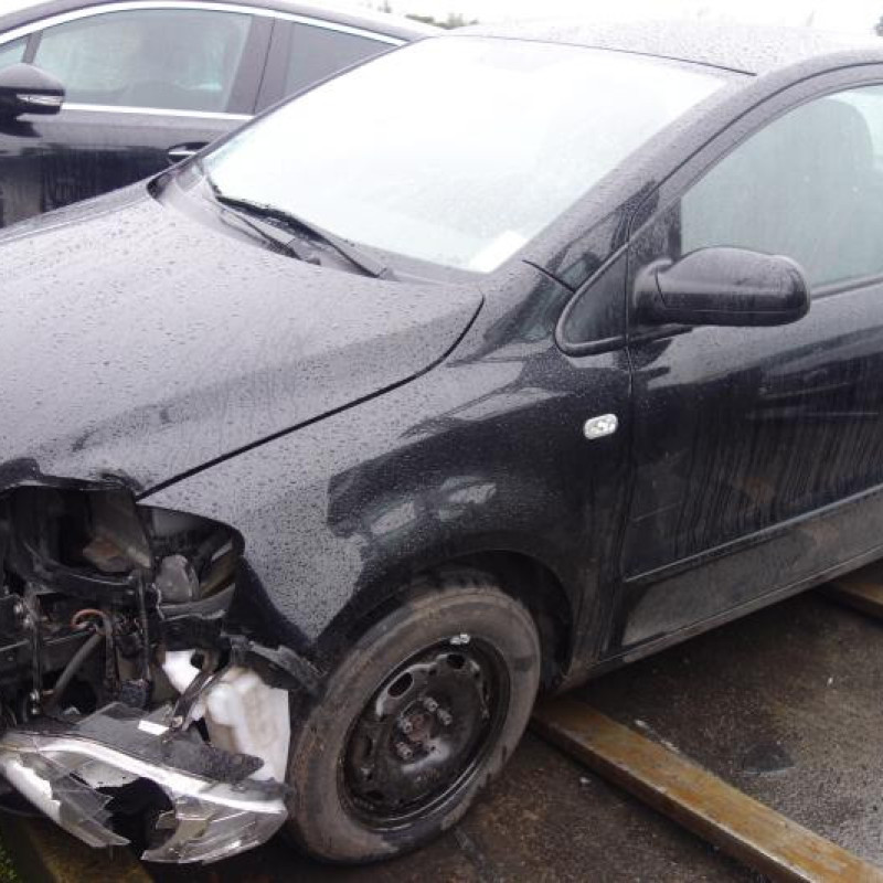 Renfort pare choc arriere (traverse) VOLKSWAGEN FOX Photo n°3