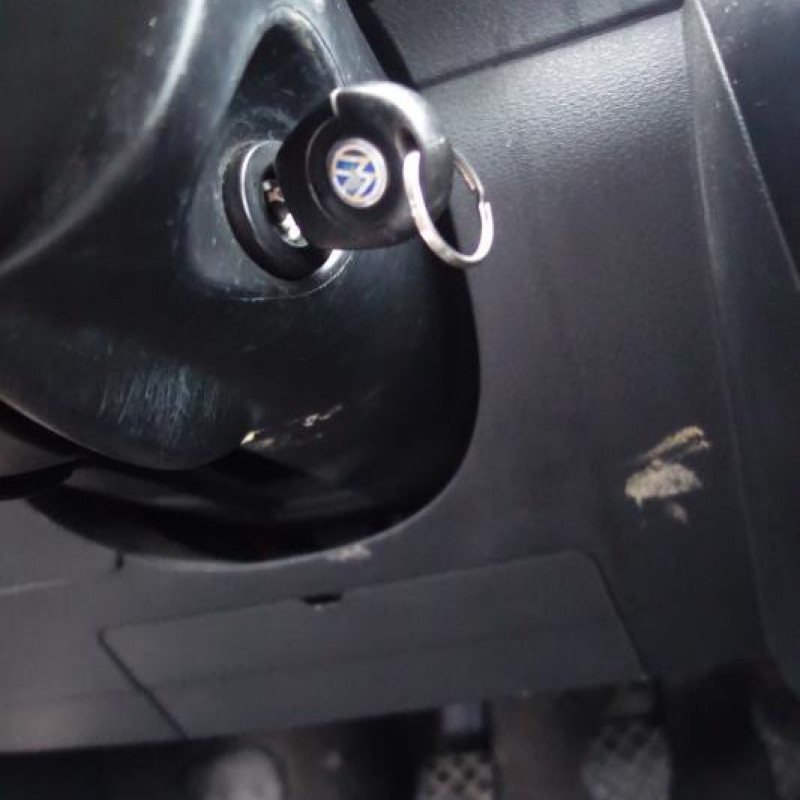 Renfort pare choc arriere (traverse) VOLKSWAGEN FOX Photo n°10