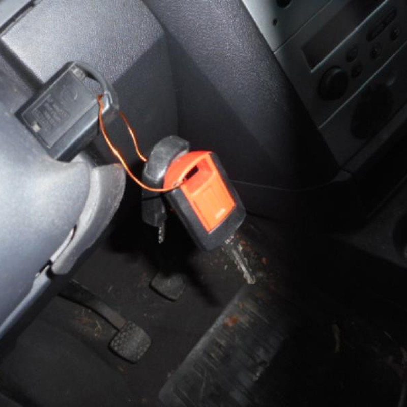 Boite a gants OPEL MERIVA A Photo n°8