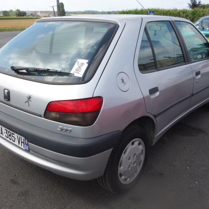 Feu arriere principal droit (feux) PEUGEOT 306 Photo n°5