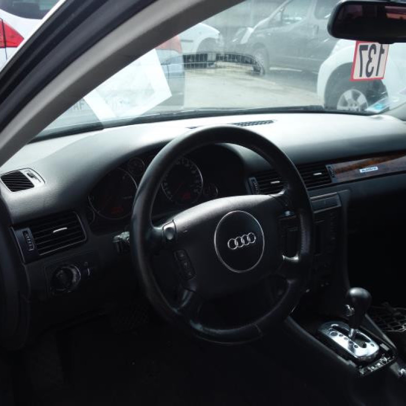 Pretensionneur de ceinture avant droit AUDI A6 2 Photo n°8