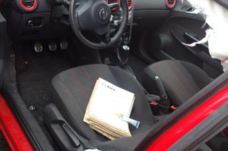 Leve vitre electrique avant droit OPEL CORSA D