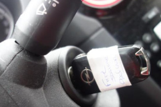 Leve vitre electrique avant droit OPEL CORSA D