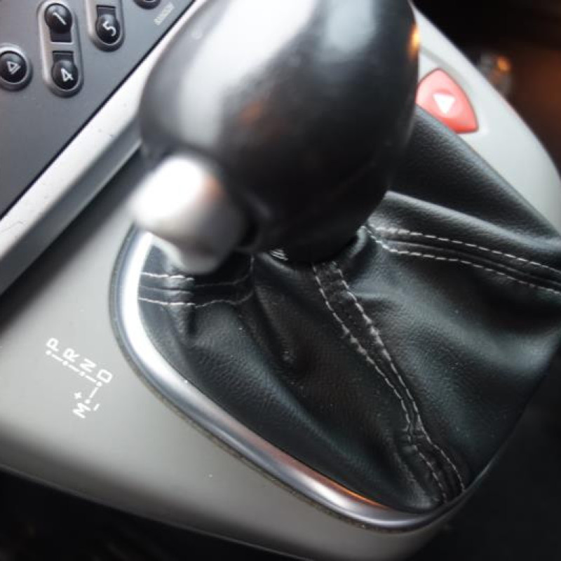 Capot RENAULT GRAND SCENIC 2 Photo n°11