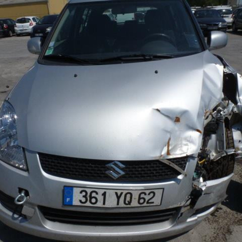 Porte avant droit SUZUKI SWIFT 3 Photo n°4