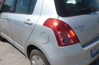 Porte avant droit SUZUKI SWIFT 3