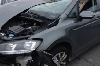 Amortisseur avant droit VOLKSWAGEN TOURAN 3 Photo n°1