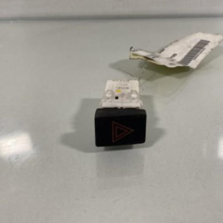 Bouton de warning NISSAN QASHQAI 1 Photo n°1