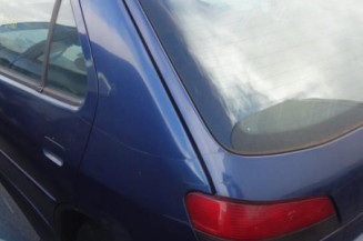 Feu arriere principal droit (feux) PEUGEOT 306