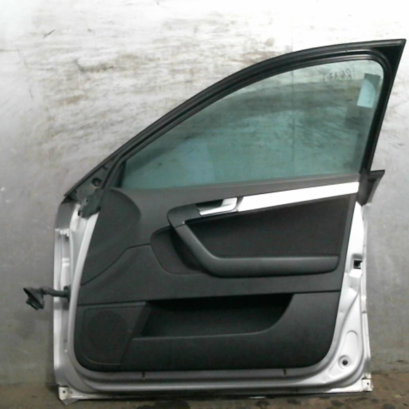Porte avant droit AUDI A3 2 Photo n°4