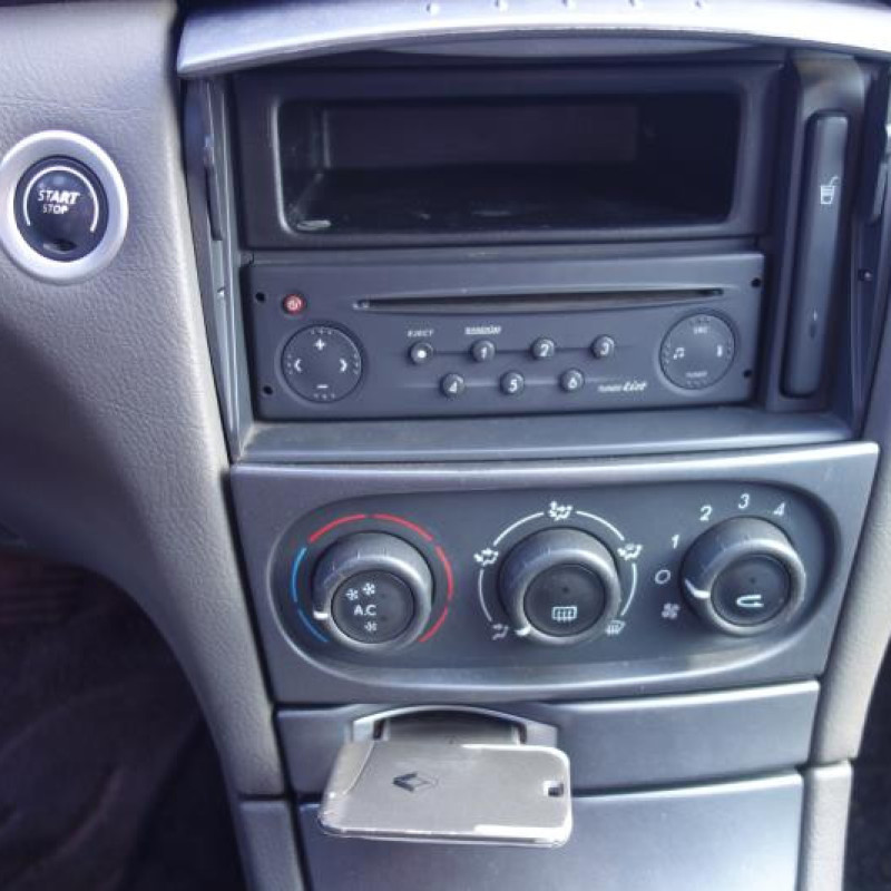 Porte arriere droit RENAULT LAGUNA 1 Photo n°8