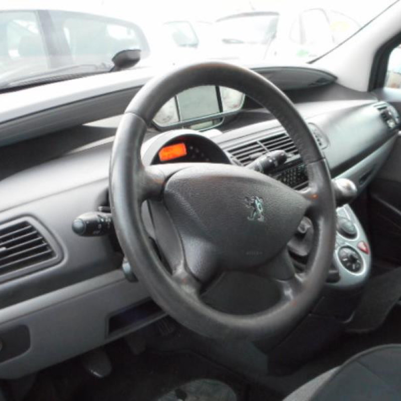 Air bag conducteur PEUGEOT 807 Photo n°6