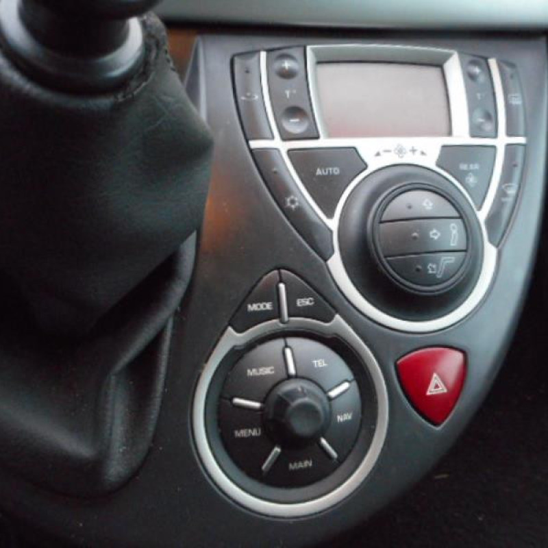 Air bag conducteur PEUGEOT 807 Photo n°7